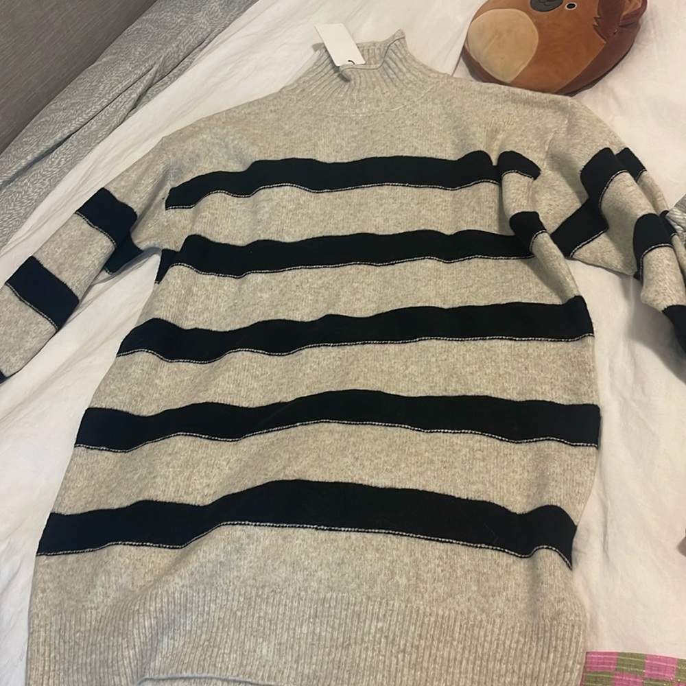 NEW with tags - line & dot Rosie sweater dress - size L